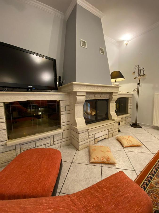 Sitara'S House Apartment Karpenísion Екстериор снимка