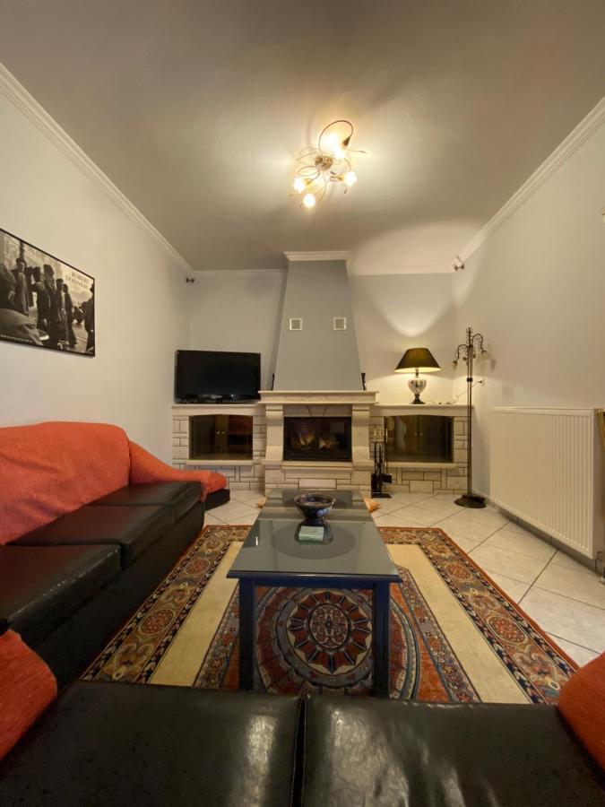 Sitara'S House Apartment Karpenísion Екстериор снимка