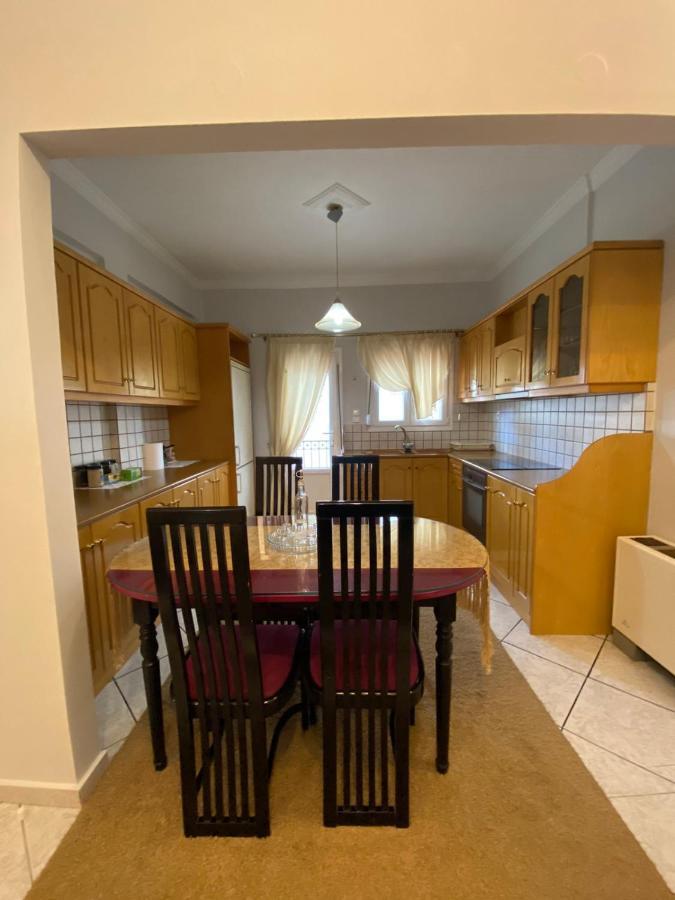 Sitara'S House Apartment Karpenísion Екстериор снимка